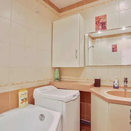 Premium 6 Apartment *